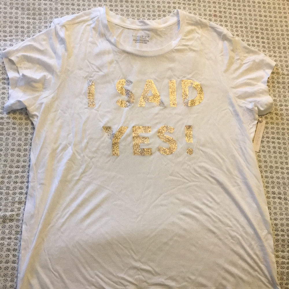 Bride tee Victoria’s Secret NWT